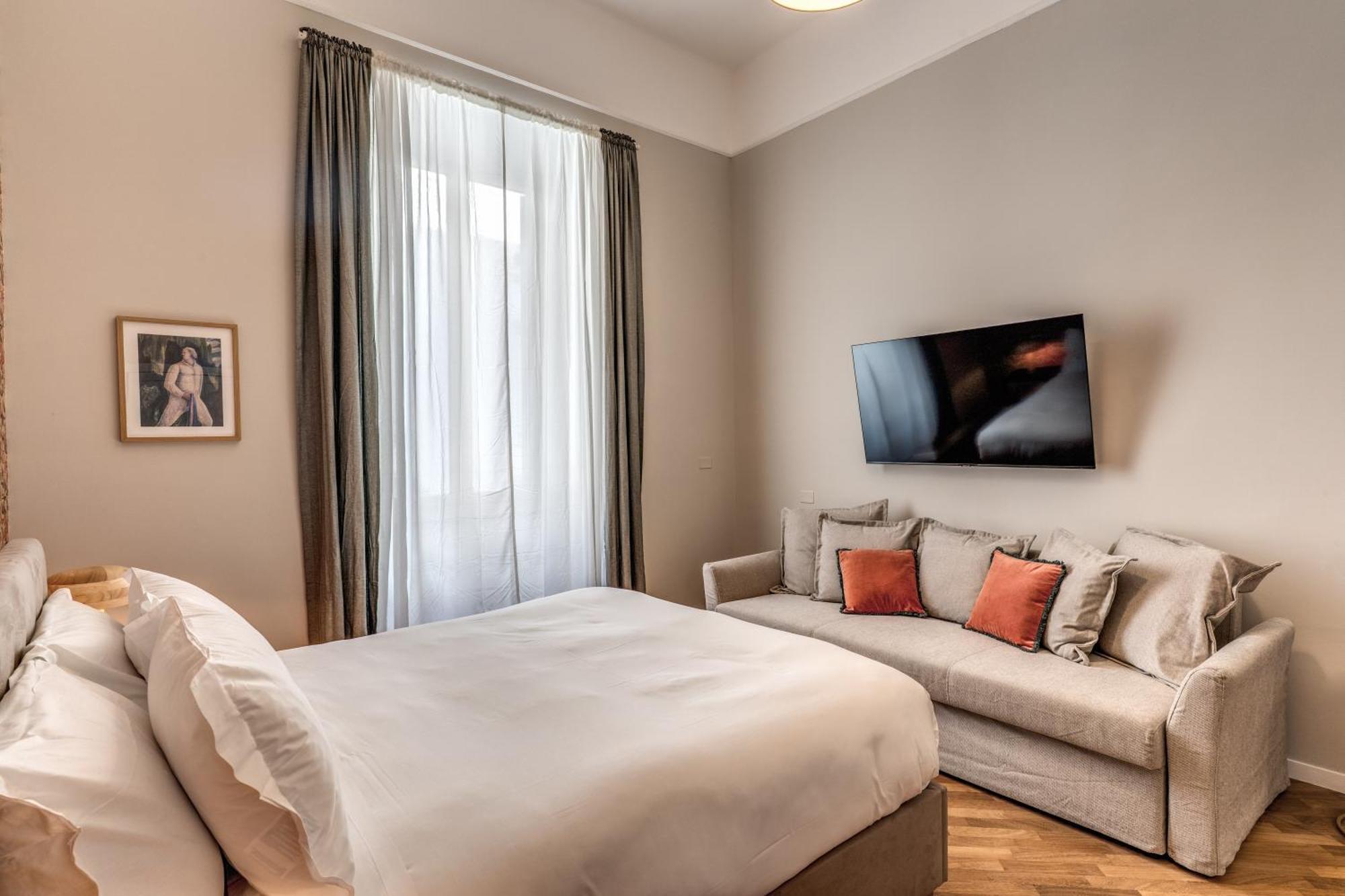 The Great Court Apartment *